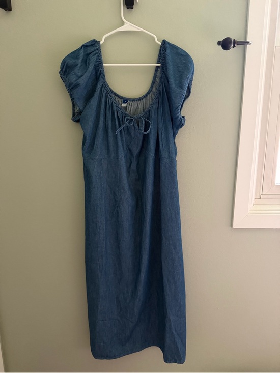 Old Navy Dresses & Skirts - Denim Short Puff Sleeve Midi Dress - 100% Cotton